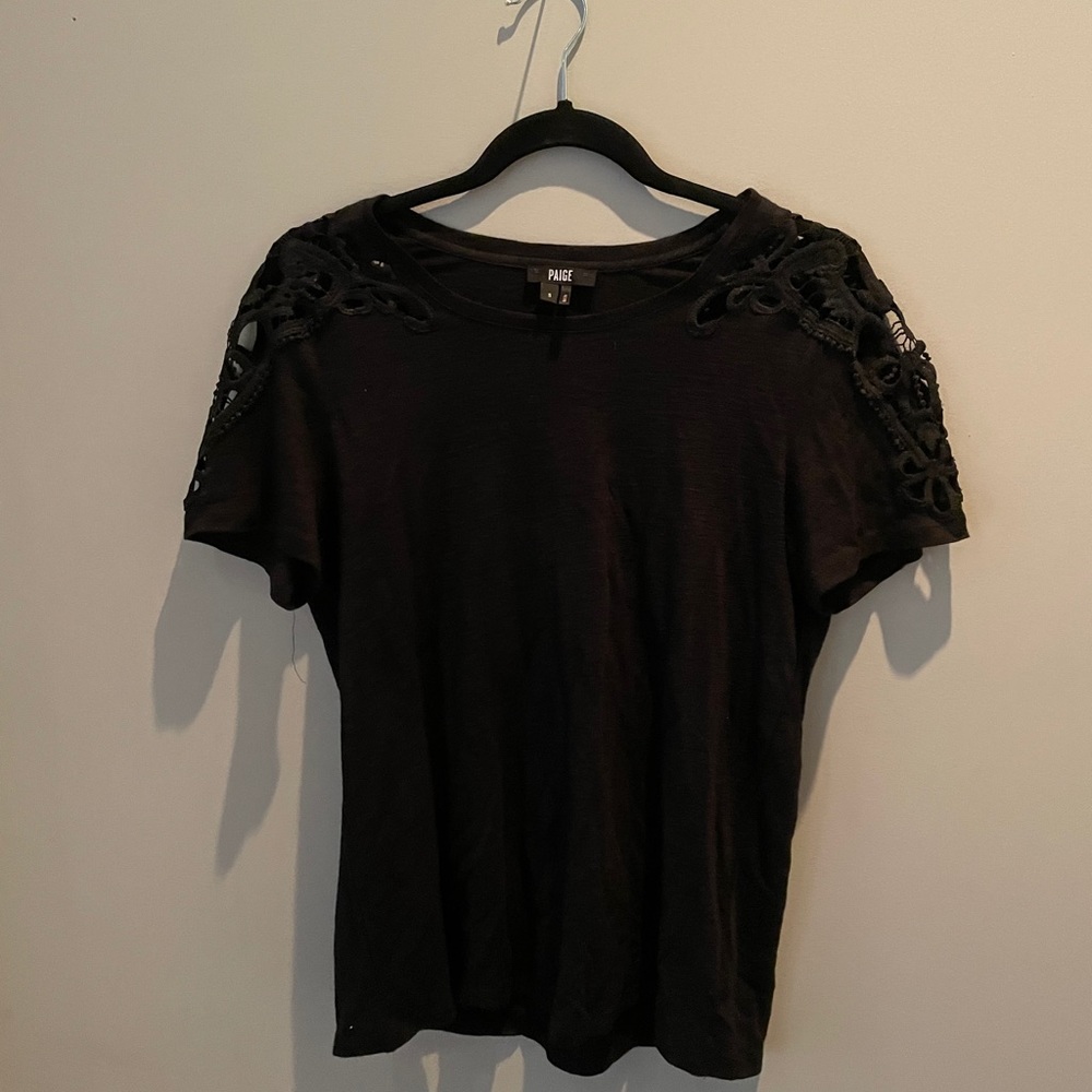 Tee-Shirt
